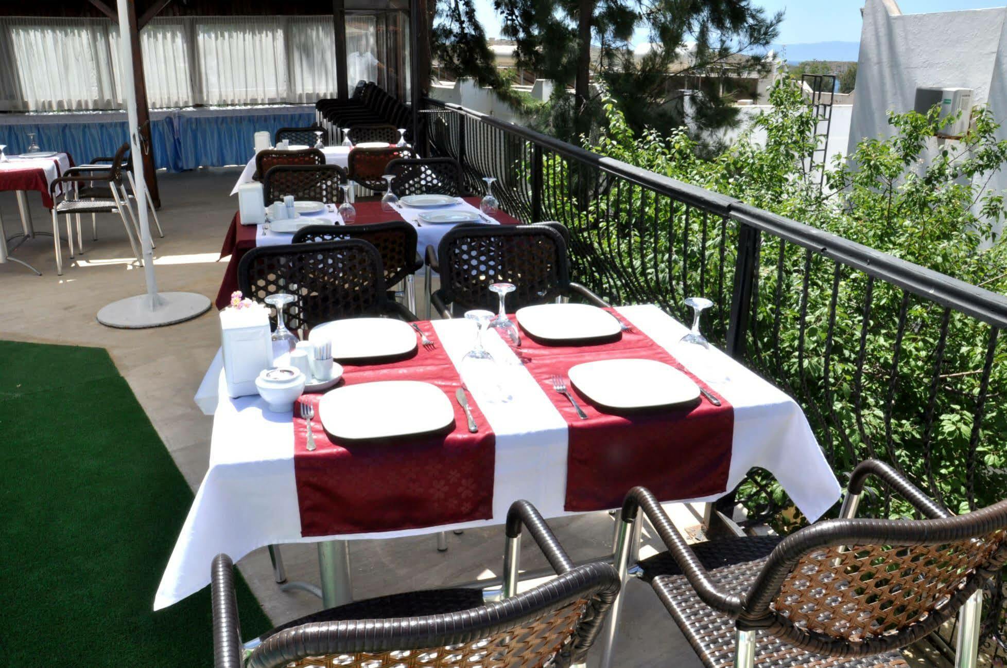 Gloriatibi Jarra Hotel グムベット エクステリア 写真